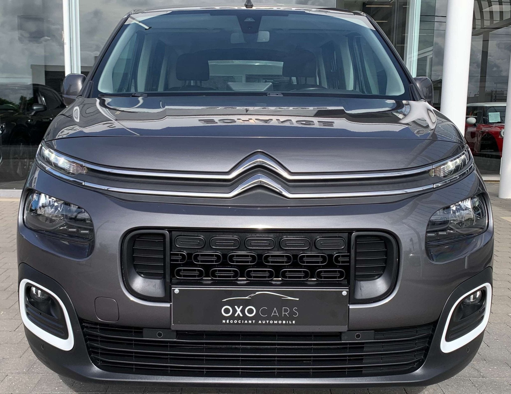 Citroën Berlingo 1.2 ESSENCE LIVE 110CV / 5 PLACES / GRAND, Argent ou Gris, Achat, Euro 6, Entreprise