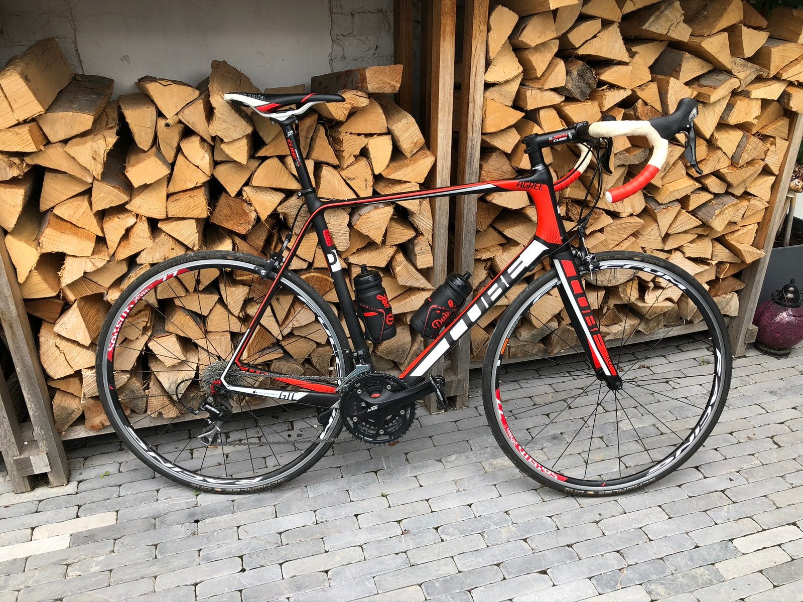 Cube agree koersfiets, Ophalen, Zo goed als nieuw
