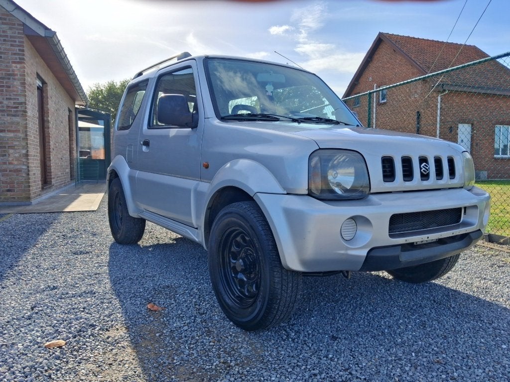 suzuki jimny #4x4# reeds gekeurd !!1300cc benzine!!, Auto's, 4 zetels, Stof, https://public.car-pass.be/vhr/f42c9706-a7fd-4d93-b24c-f3388580f923