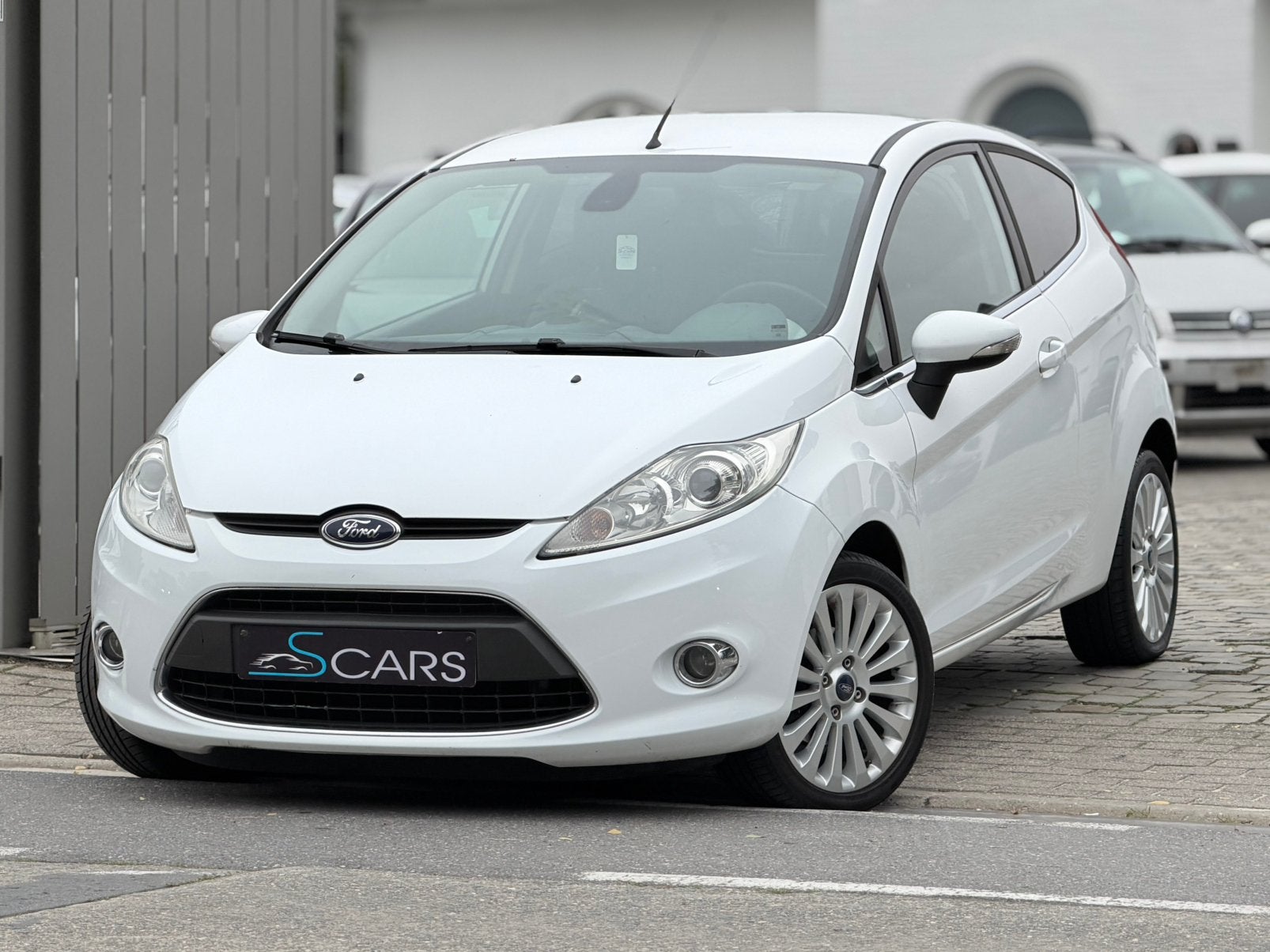 Ford fiesta 1.4i  ** 145.000 km ** Garantie ** 5 Deurs **, Voorwielaandrijving, Bedrijf, 5 deurs, Fiësta