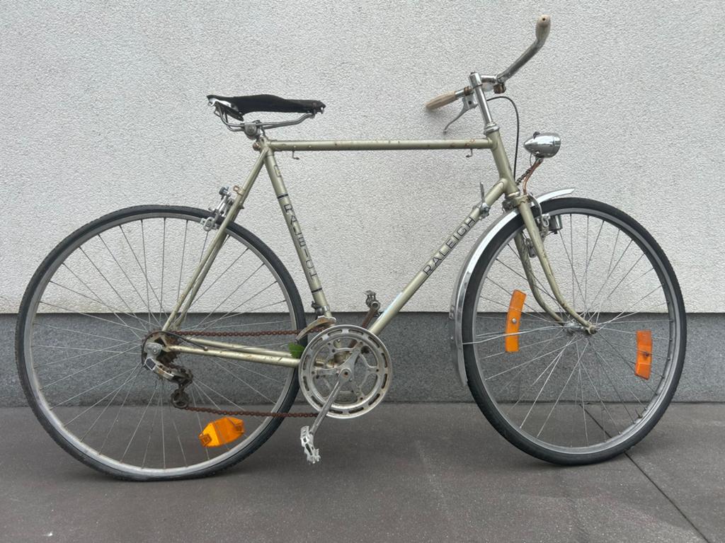 Oldtimer Raleigh (voor opmaak of onderdelen), Ophalen