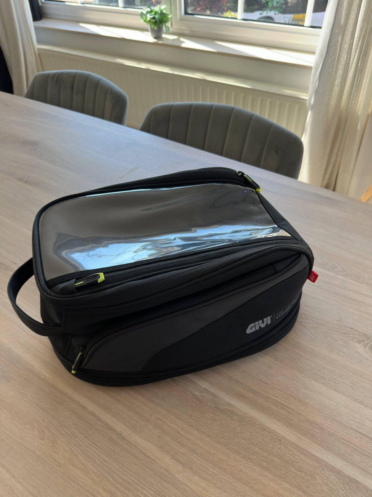 GIVI Tanktas, Motoren, Accessoires | Koffers en Tassen, Ophalen of Verzenden, Zo goed als nieuw
