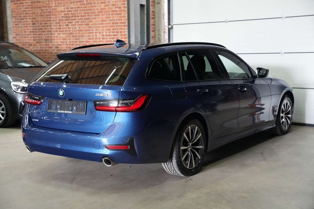 BMW 320 eA Automaat Garantie Plug in Hybride EURO 6d, Auto's, BMW, Automaat, 1998 cc, 4 cilinders, Blauw