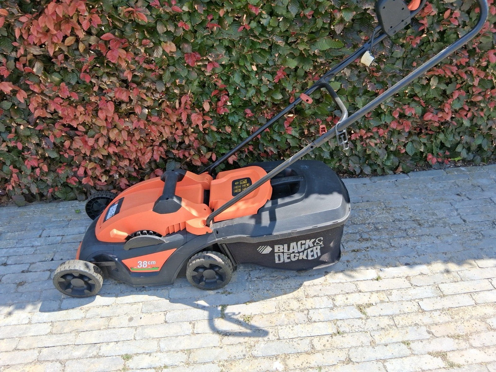 black en decker elektrische grasmaaier, Cirkelmaaier, Ophalen, Elektrische grasmaaier, Black&decker