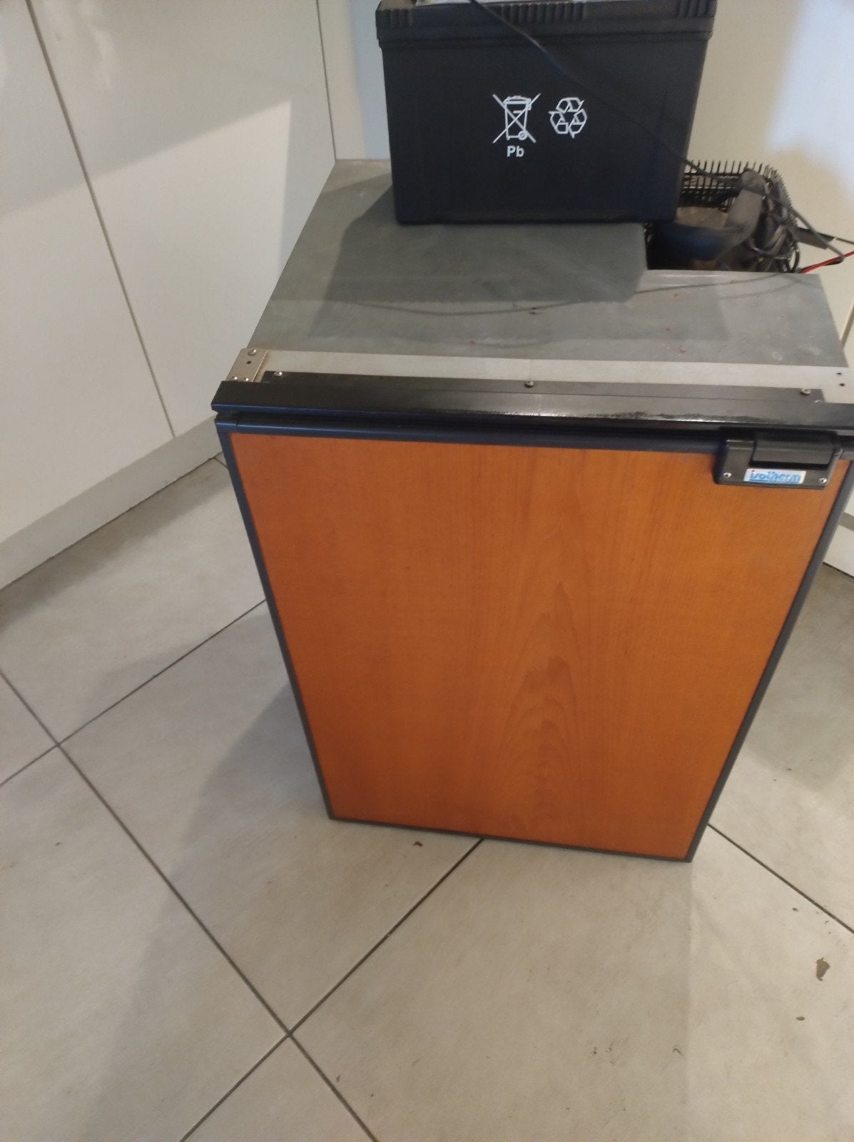 conditie indel B isotherm compressor ijskast frigo, Ophalen, Zo goed als nieuw