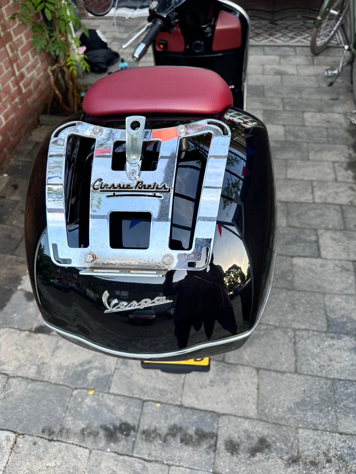 Vespa topkoffer met rvs bagagedrager, Ophalen, Zo goed als nieuw