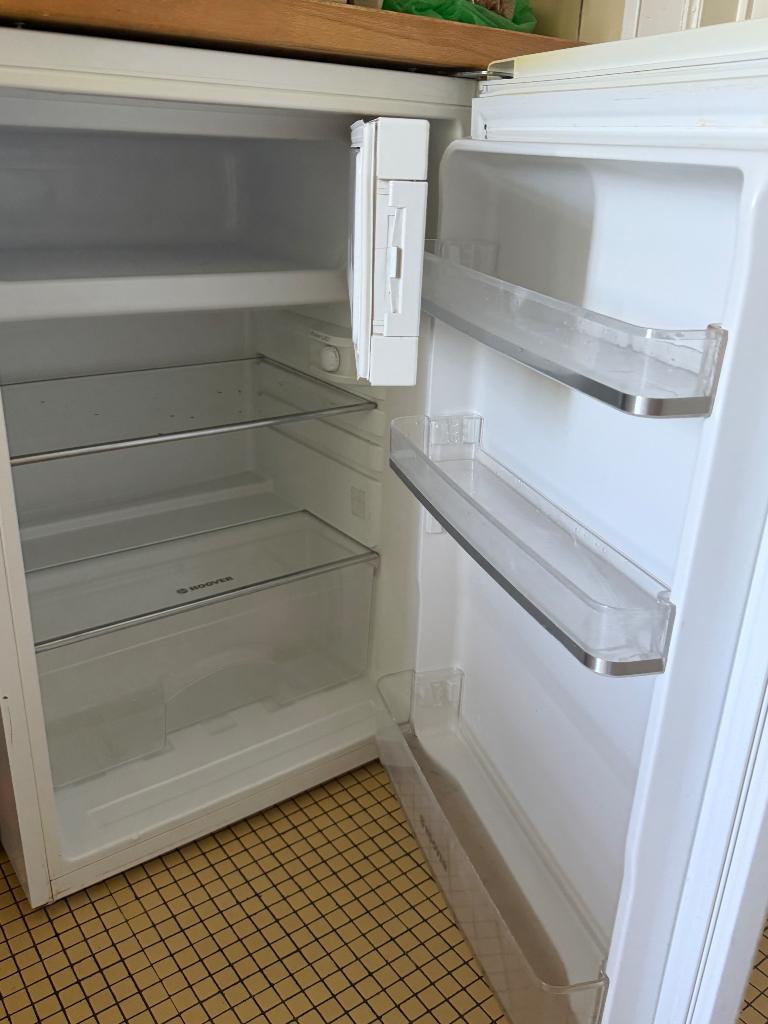 Petit frigo + congélateur, Elektronische apparatuur, Koelkasten en IJskasten, Ophalen, Zo goed als nieuw, Met vriesvak