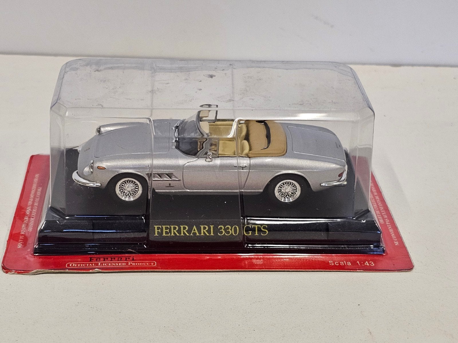 Ferrari 330 GTS (1966, Ophalen of Verzenden