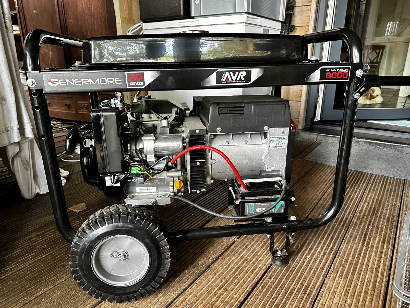 Genermore GP8000ELT400-AVR 8 kVA -Slechts 8 draaiuren, Ophalen, Zo goed als nieuw
