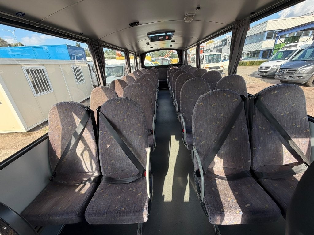 Mercedes Vario 0813 (Stock ID 50508) — 19