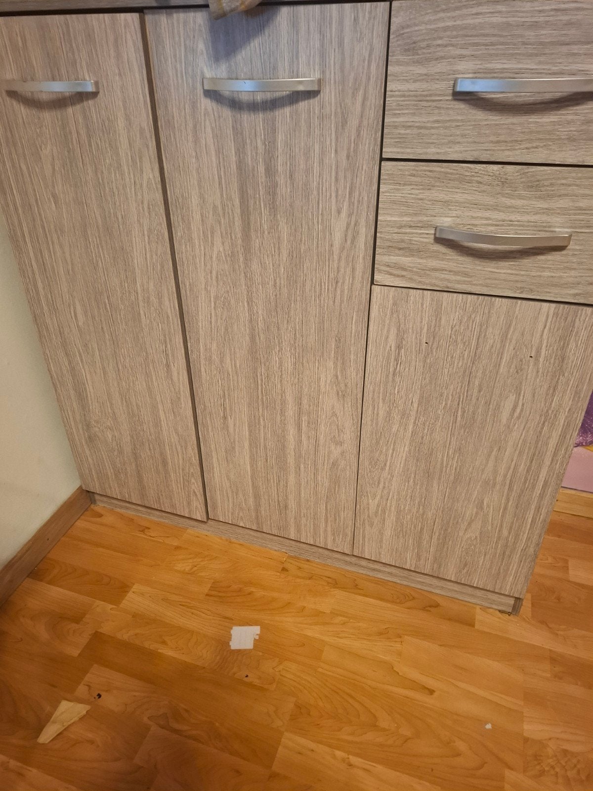 kinderkamer te koop, Ophalen