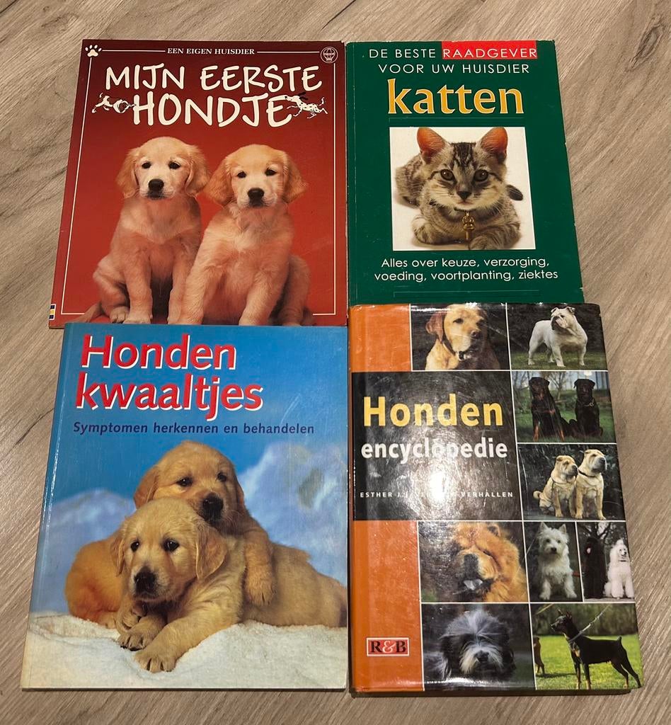 4 boeken over huisdieren, Ophalen of Verzenden, Honden