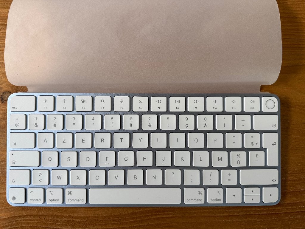 Apple Magic Keyboard met Touch ID - Azerty - Blauw, Computers en Software, Toetsenborden, Ophalen, Draadloos, Apple, Nieuw