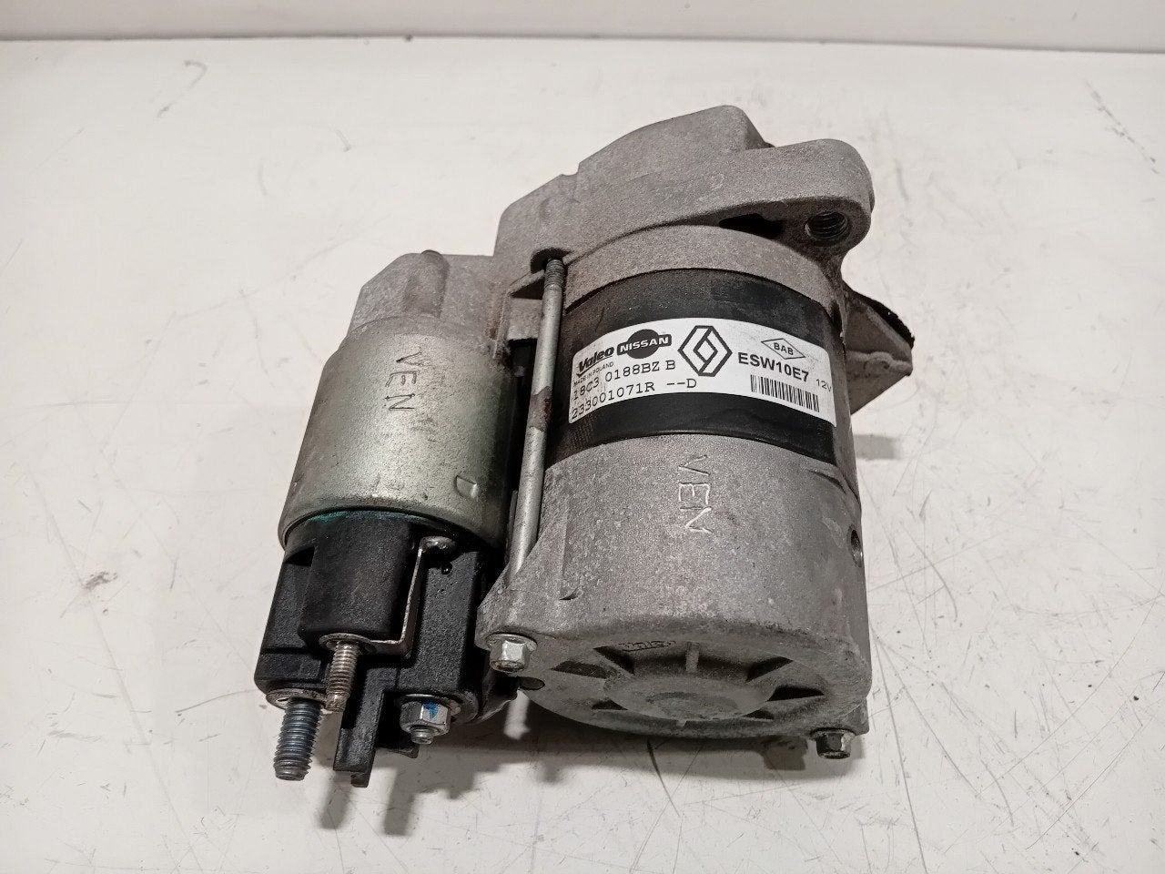 Startmotor Renault Clio, Onderdelen@venauto.nl, Gebruikt, Ettenseweg 76, 4706 PB Roosendaal, The Netherlands, Herkomst onderdeel bekend