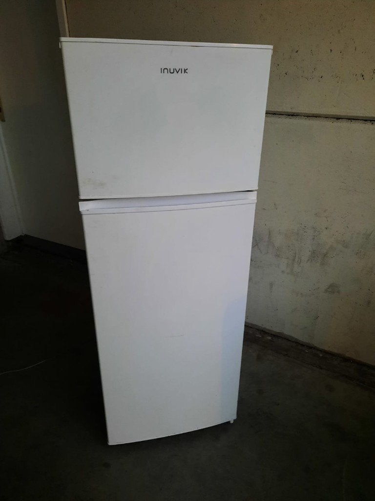 Inuvik Koelkast Met Diepvries, Elektronische apparatuur, Koelkasten en IJskasten, Ophalen, Gebruikt, 200 liter of meer, Met aparte vriezer