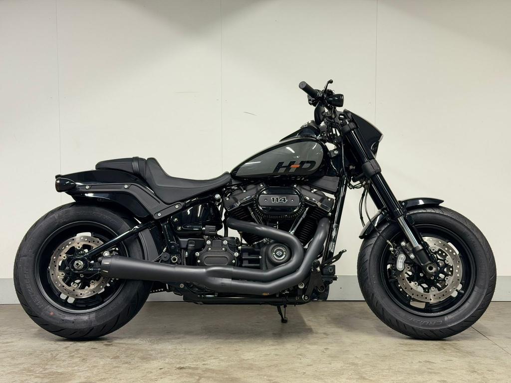 Harley-Davidson SOFTAIL FXFBS FAT BOB, Motos, Motos | Harley-Davidson, Via Galileo Galilei 1
30033   Noale, IT, Aprilia, Nfopiaggiogroup@piaggio.com