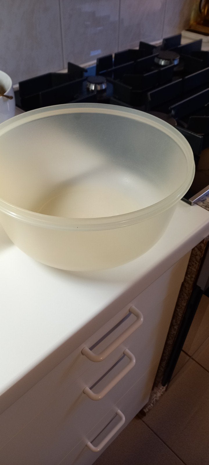 grote kommen. TUPPERWARE, Ophalen
