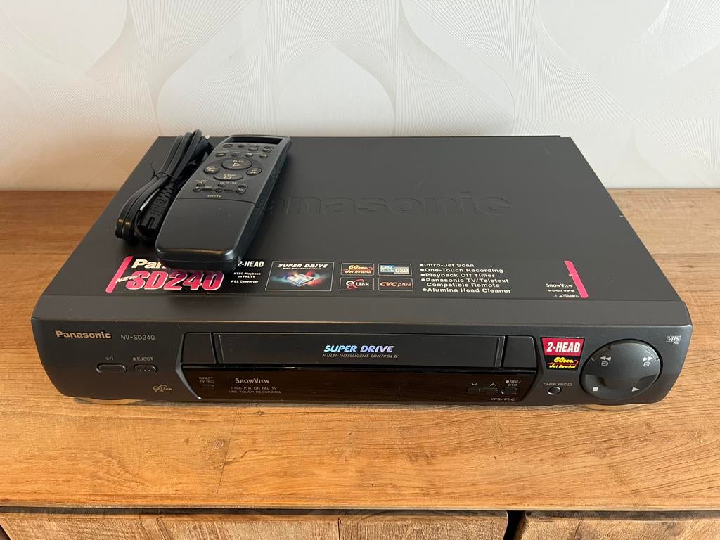 Panasonic NV-SD240, Audio, Tv en Foto, Videospelers, Ophalen of Verzenden, Refurbished