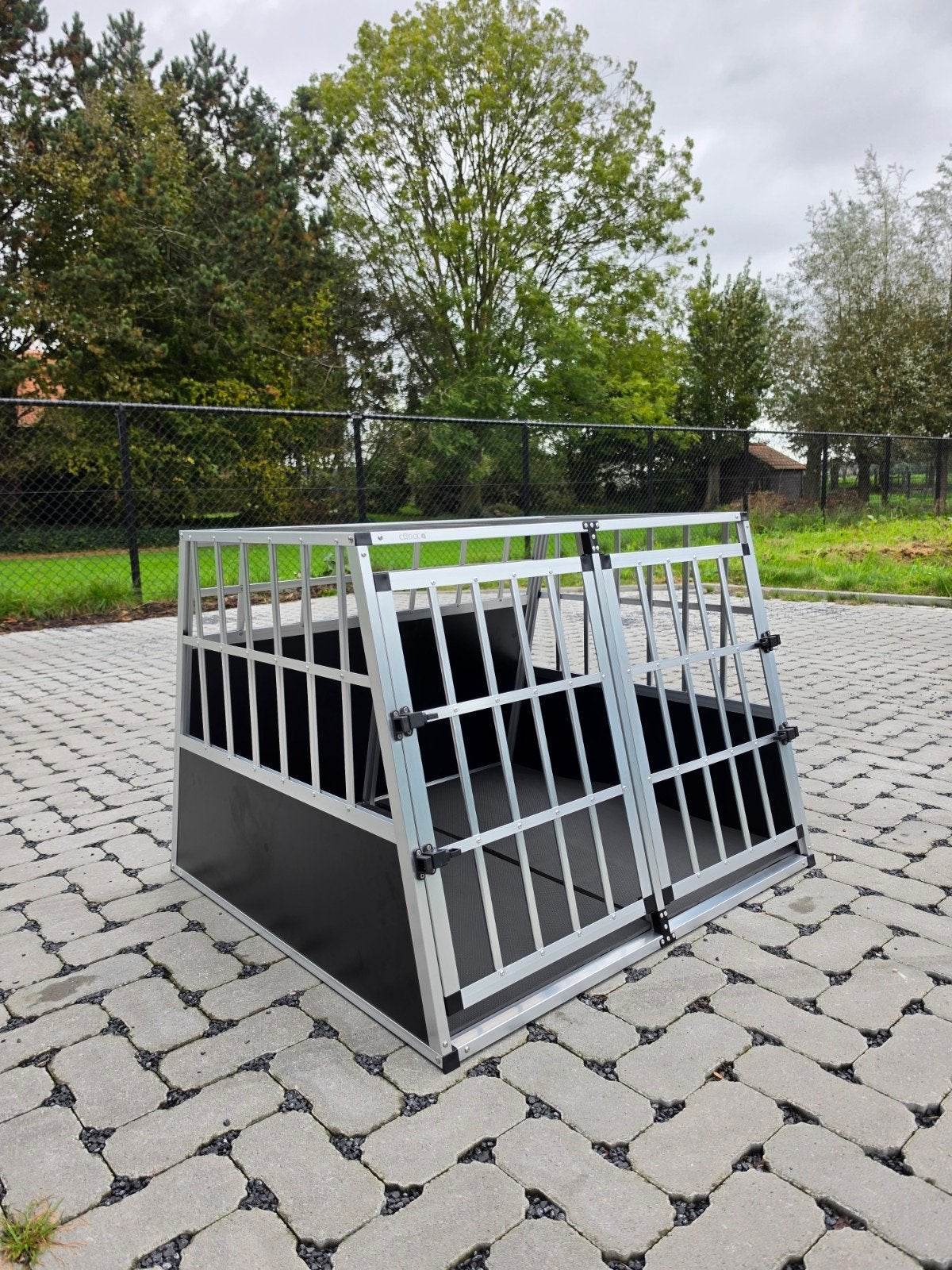 XXL Aluminium Hondenbench 979070 cm – ALS NIEUW!, Ophalen of Verzenden, Nieuw, Hondenhok
