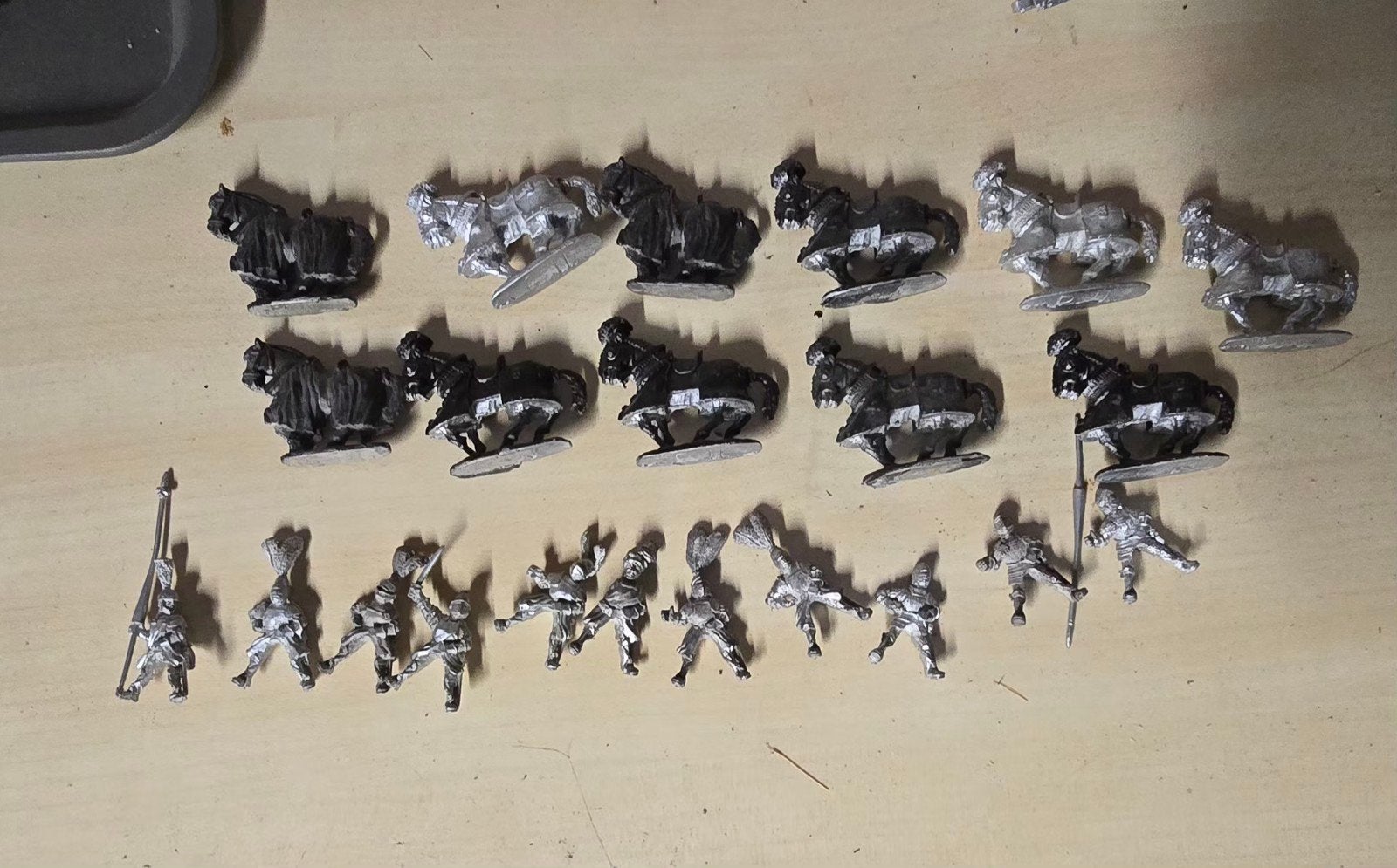 Lot 21 figurines métal / plastique 28mm – Cavalerie et Piéto, Enlèvement ou Envoi, Historique, Figurine(s)