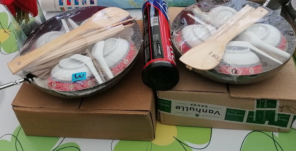 2X NIEUW  wokset  SPOTPRIJS = 3€/stuk, Ophalen of Verzenden, Nieuw