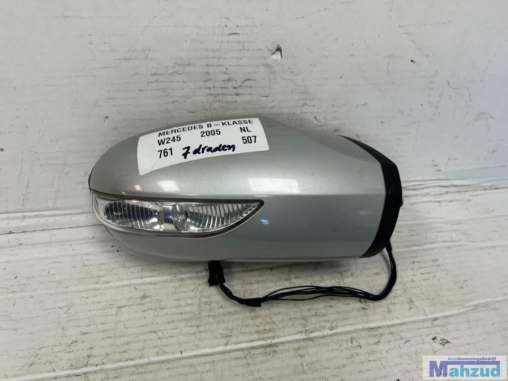 MERCEDES B KLASSE W245 Zilver 761 rechts spiegel 2005-2011, Mercedes-Benz AG, Mercedes-Benz, Utilisé, Mercedesstrasse 120
70372  Stuttgart, DE