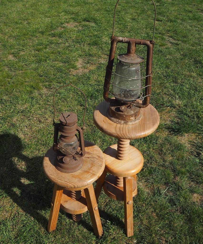 2 anciennes lanternes, Enlèvement