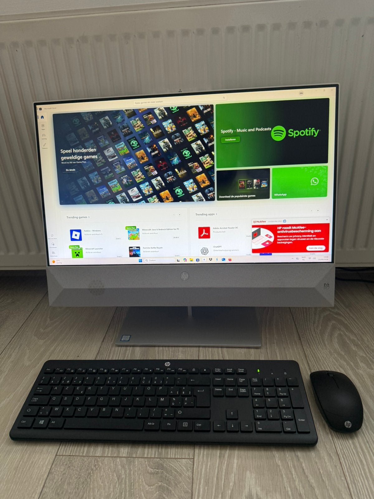 HP pavillion 24 all in one pc (windows 11) bang Olufsen, Ophalen of Verzenden, Zo goed als nieuw