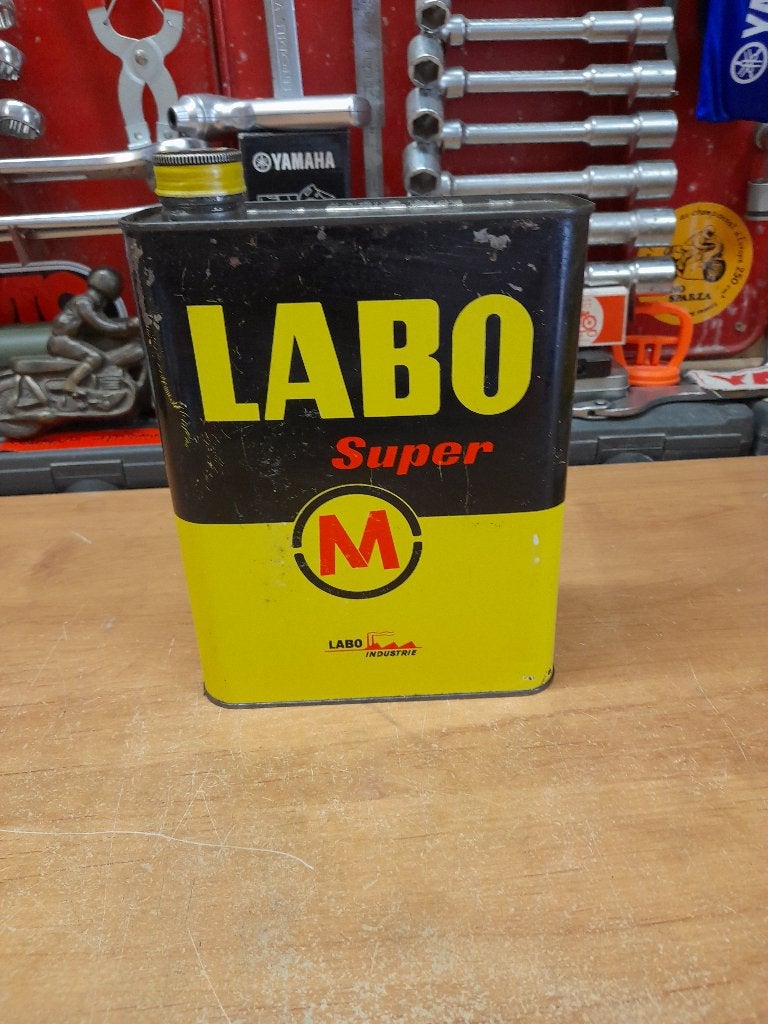 ancien bidon huile vide labo super M industrie, Envoi, Utilisé, Autres types