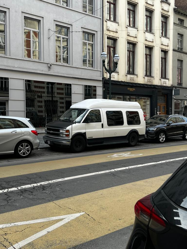 Chevrolet express 1500 5.7l V8, Cuir, Achat, 6 portes, Beige