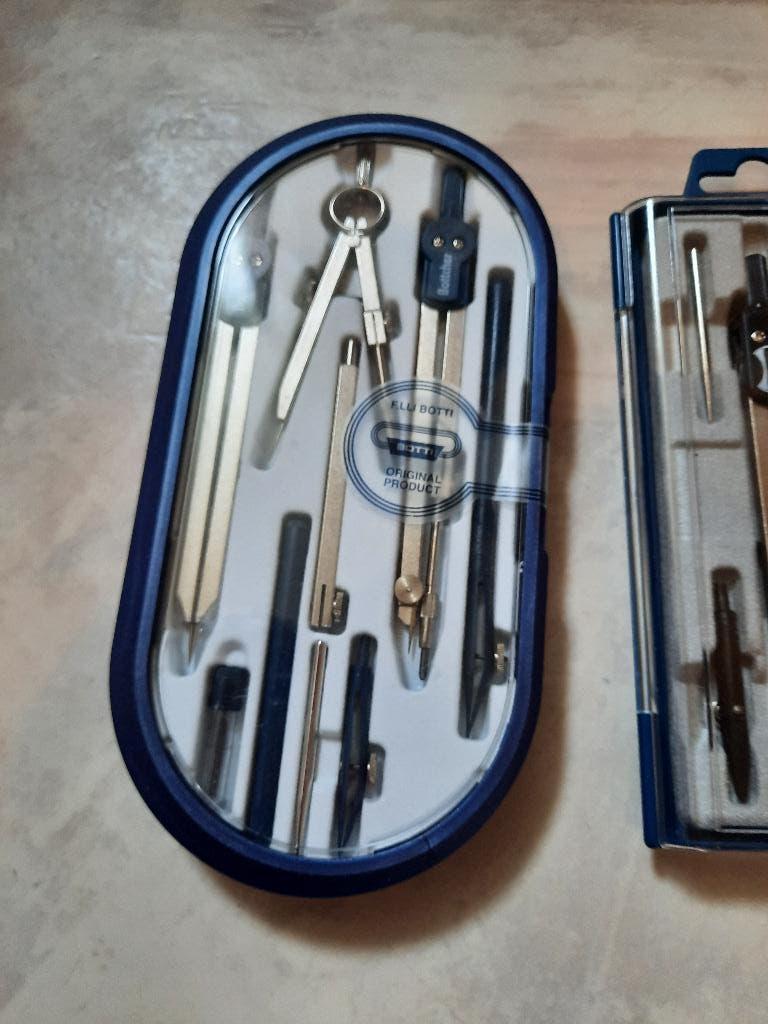 nieuwe doosjes met passer sets uit te kiezen, Diversen, Schoolbenodigdheden, Ophalen of Verzenden, Nieuw
