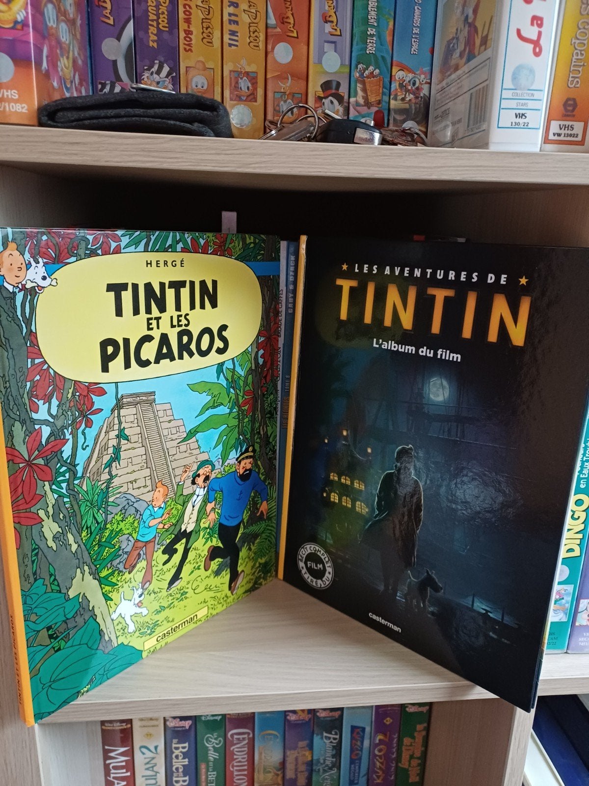 2 bd Tintin, Livres, Plusieurs BD, Enlèvement ou Envoi, Comme neuf, Herge