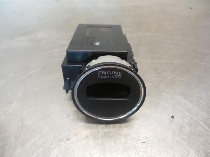 Serrure de contact électronique d'un Volkswagen Passat (Pas, Autos : Pièces & Accessoires, -, 3 mois de garantie, Utilisé, -