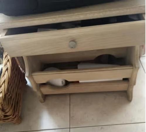 bank om radio op te zetten met lade, Antiek en Kunst, Ophalen