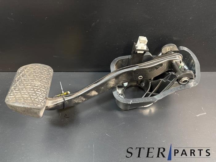 Pédale de frein d'un Mercedes C-Klasse, 3 mois de garantie, Utilisé, -, -