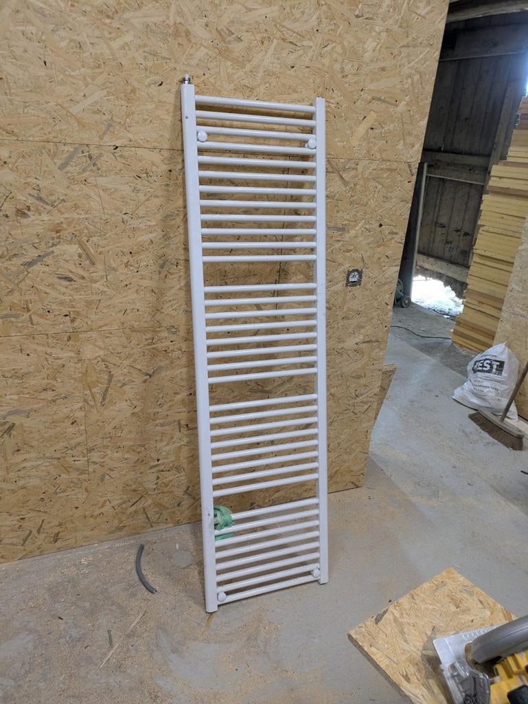 Badkamer radiator zonder verwarmingselement, Doe-het-zelf en Bouw, Ophalen, Radiator