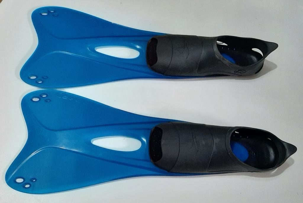 NIEUWE blauwe zwemvliezen Tribord lang / maat 45-47, Ophalen, Nieuw, Zwem- of Duikvliezen