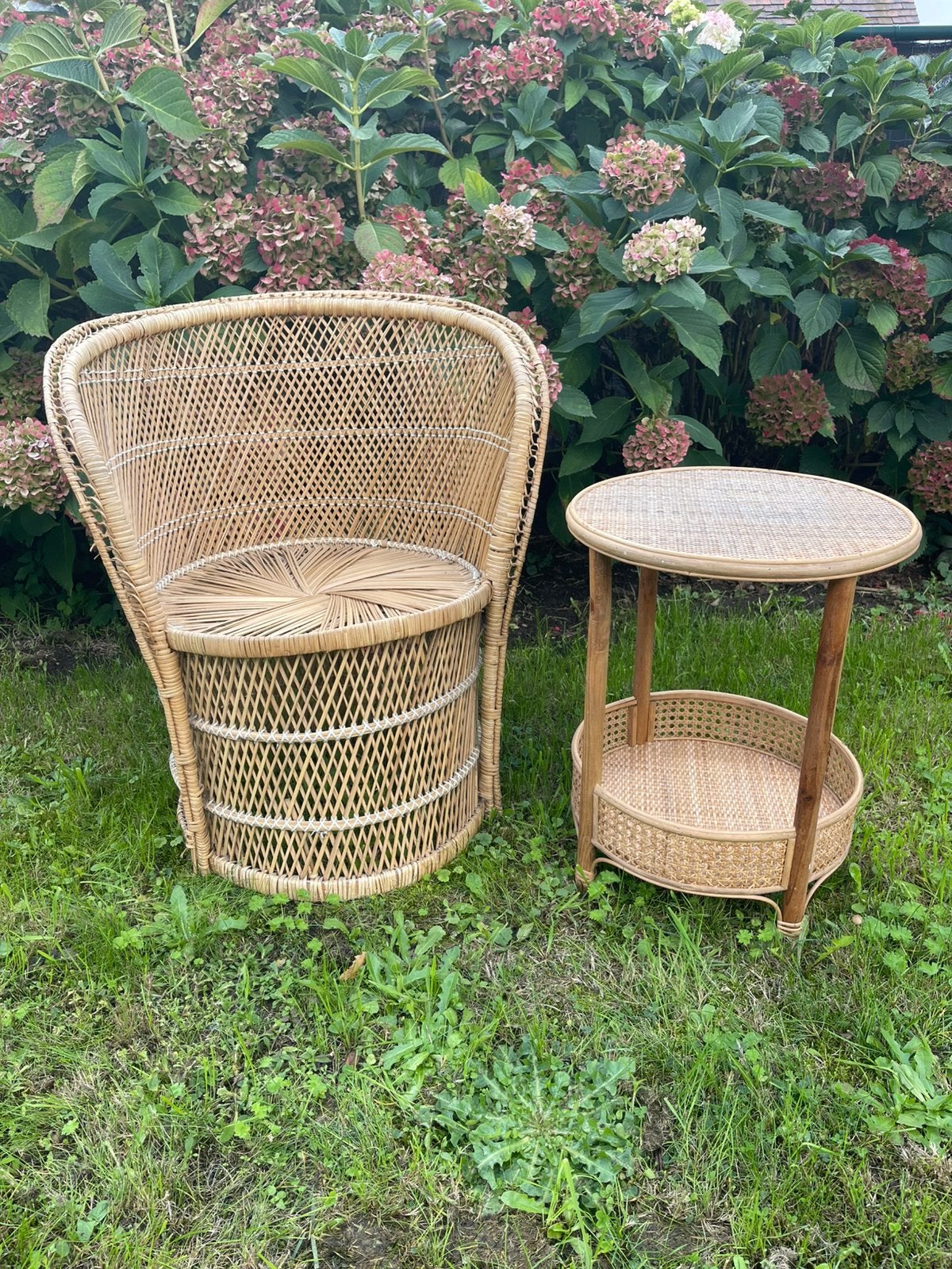 Rotan zetel en tafeltje, Ophalen, Zo goed als nieuw, Rotan