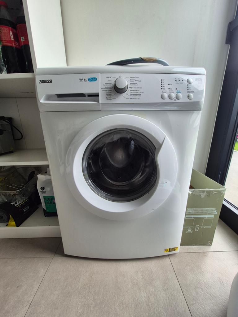 Zanussi wasmachine 6kg, Elektronische apparatuur, Wasmachines, Ophalen