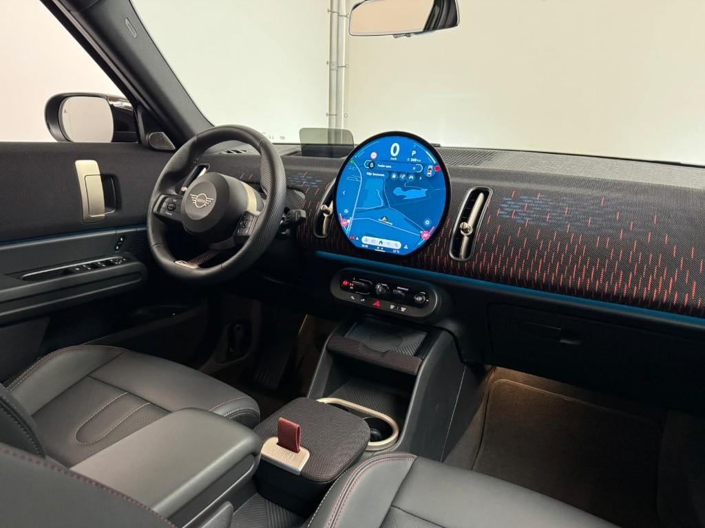 Mini Countryman 1.5A JCW Pack XL *PANO*KEYLESS*MEMORY*HUD*, Auto's, Mini, 139 g/km, Countryman, Leder, Bedrijf