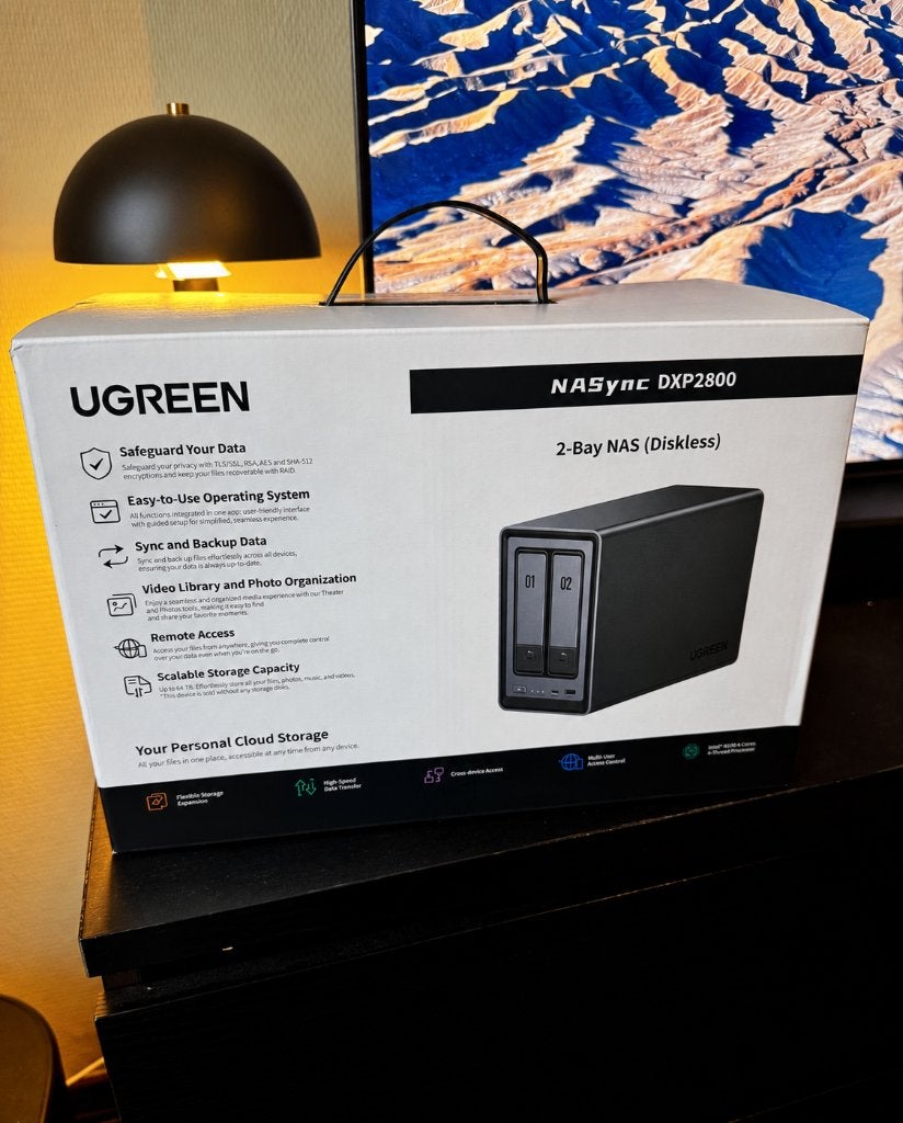 UGREEN NASync DXP2800 — Neuf, jamais utilisé — 320 €, Informatique & Logiciels, Neuf, UGREEN, SSD, Serveur