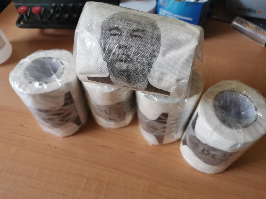 10 rollen Donald Trump WC Papier, Overige materialen, Overige stijlen, Nieuw, Ophalen of Verzenden