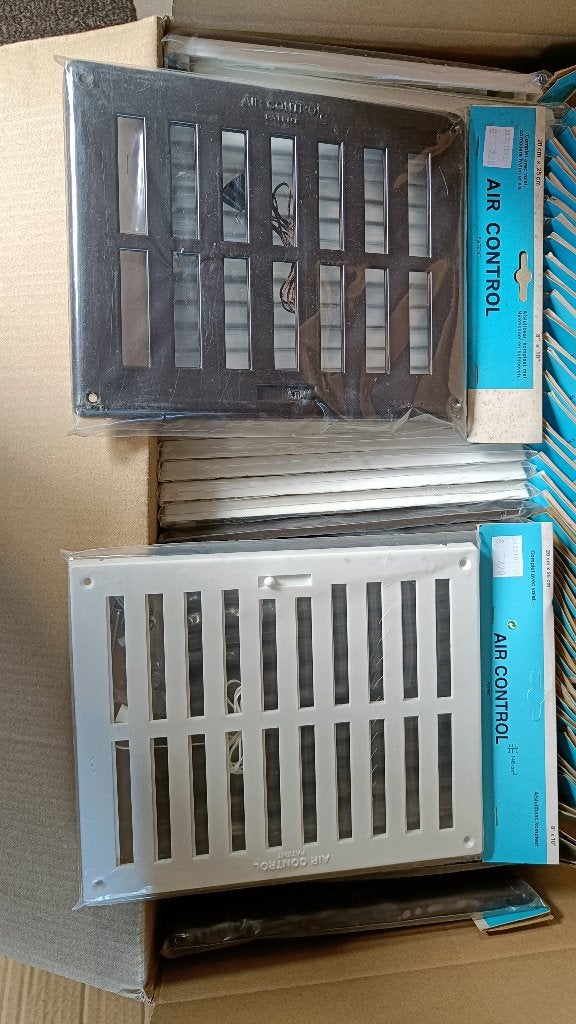 Nieuwe ventilatie roosters in diverse maten vanaf 2 euro, Doe-het-zelf en Bouw, Ophalen, Nieuw