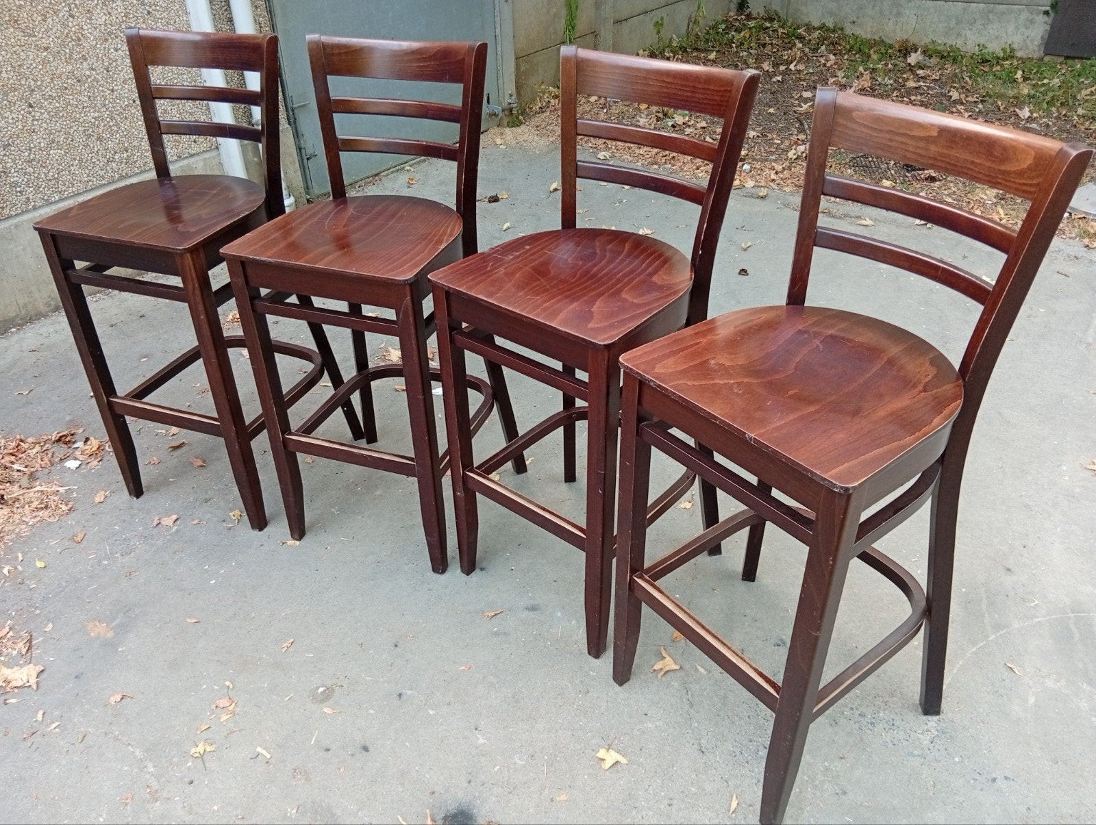 lot de 4 chaises hautes en bois, Ophalen, Gebruikt, Met voetsteun, 60 tot 90 cm