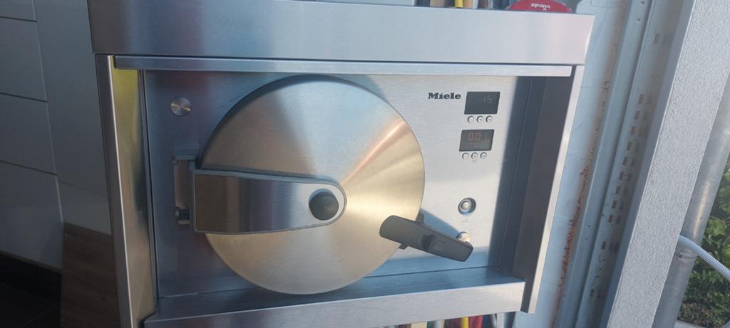 Het beste toestel dat miele gemaakt geeft, Ophalen