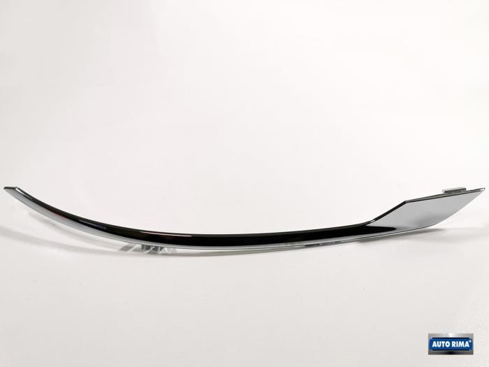 Bumperlijst links-achter van een Volvo XC60, Gebruikt, -, -, Ophalen of Verzenden