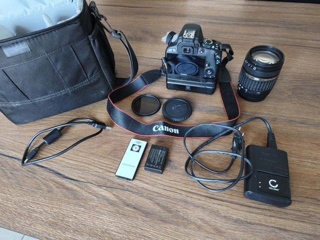 Canon 100D met accessoires, TV, Hi-fi & Vidéo, Appareils photo numériques, Canon, Enlèvement, Utilisé, Autres types