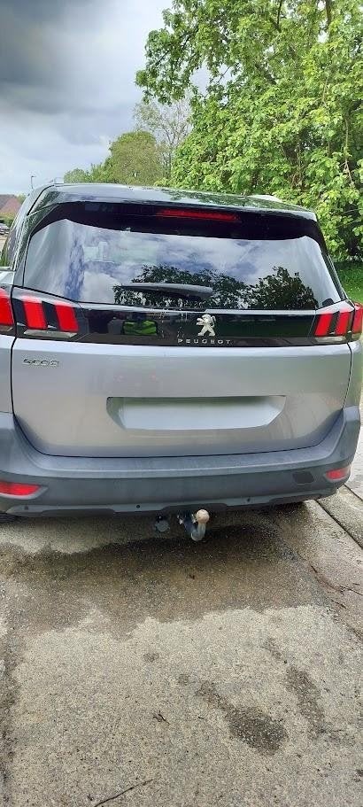 Peugeot 5008 1.2 Pure Tech Active familial 7plc, Autos, Peugeot, Particulier, ABS, Caméra de recul, Phares directionnels, Régulateur de distance