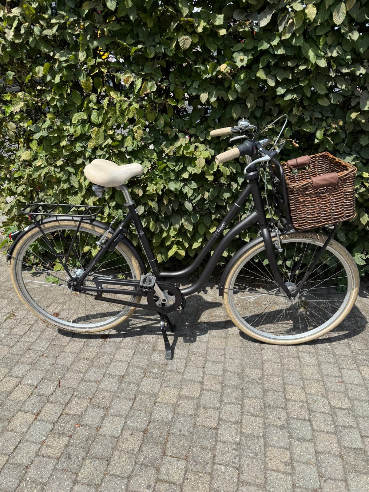Zwarte Frappé met rieten mand, 53 tot 56 cm, Velgrem, Versnellingen, Zo goed als nieuw