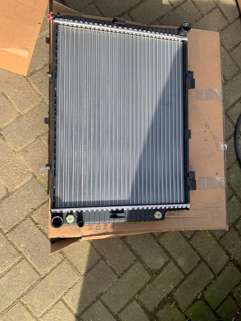 Nieuwe Mercedes W210 E-Klasse motorradiator, Auto-onderdelen, Ophalen, Mercedes-Benz